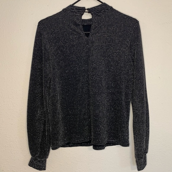 Sparkly black and silver top - Picture 3 of 3